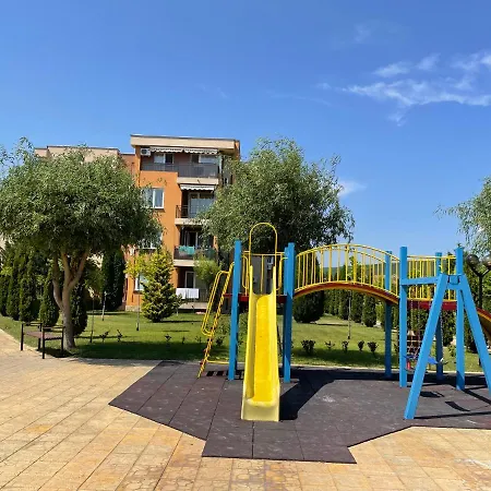 Fort Garden Apartmán